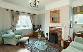 Horseshoe House - Ukc2743